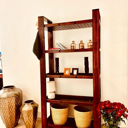 Art Luxury - Central, Metro To Airport Apartment *